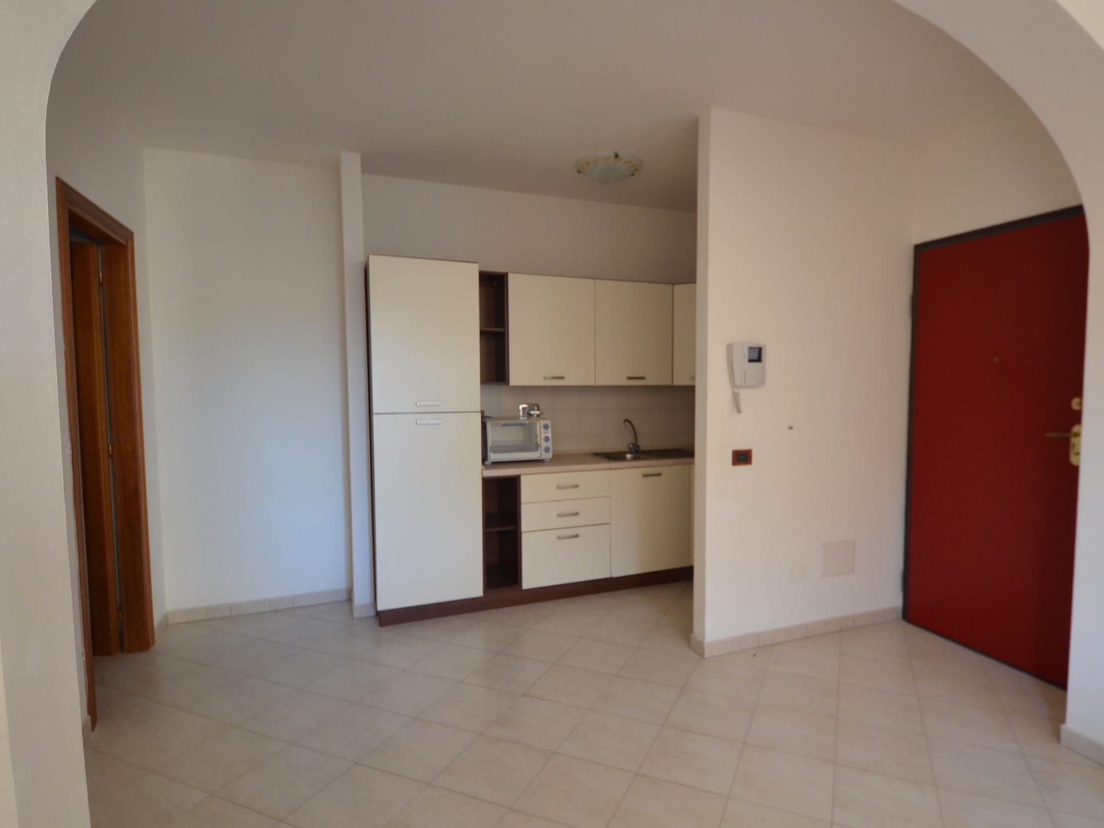 Großzügige Wohnküche in einer Ferienwohnung der Villa Casa Marina